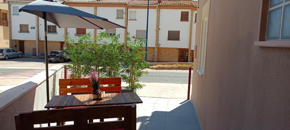 Apartamento Turistico Gala Dicastillo Exterior photo